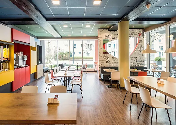 Ibis Parkstadt Schwabing 3* מינכן