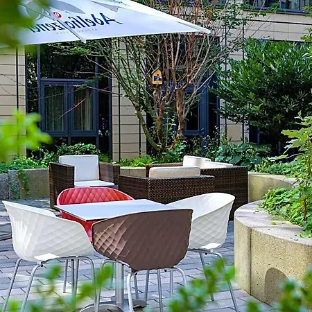 Ibis Parkstadt Schwabing Hotel 3*