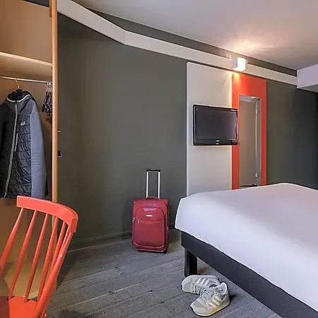 Hotel Ibis Parkstadt Schwabing 3*