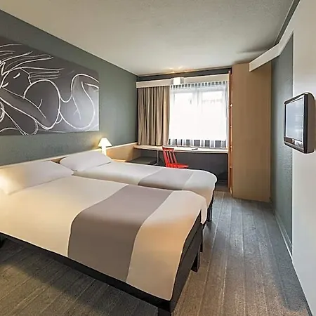 Ibis Parkstadt Schwabing Monaco di Baviera