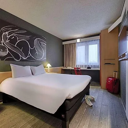 Hotel Ibis Parkstadt Schwabing Monaco di Baviera