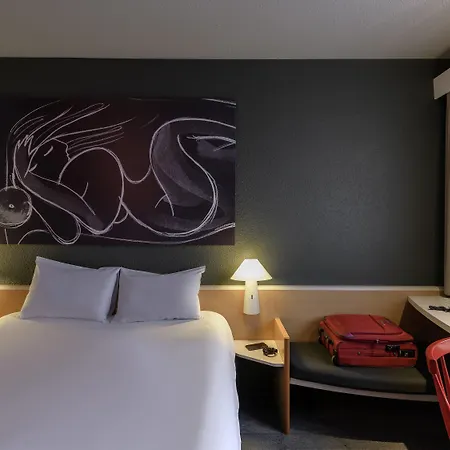 Отель Ibis Parkstadt Schwabing Мюнхен