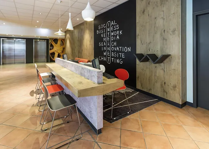Отель Ibis Parkstadt Schwabing